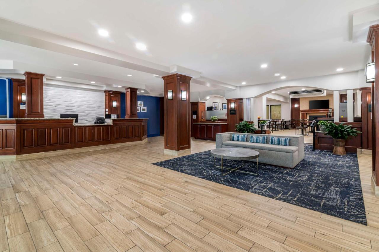 Best Western Plus Brunswick Bath Exterior photo